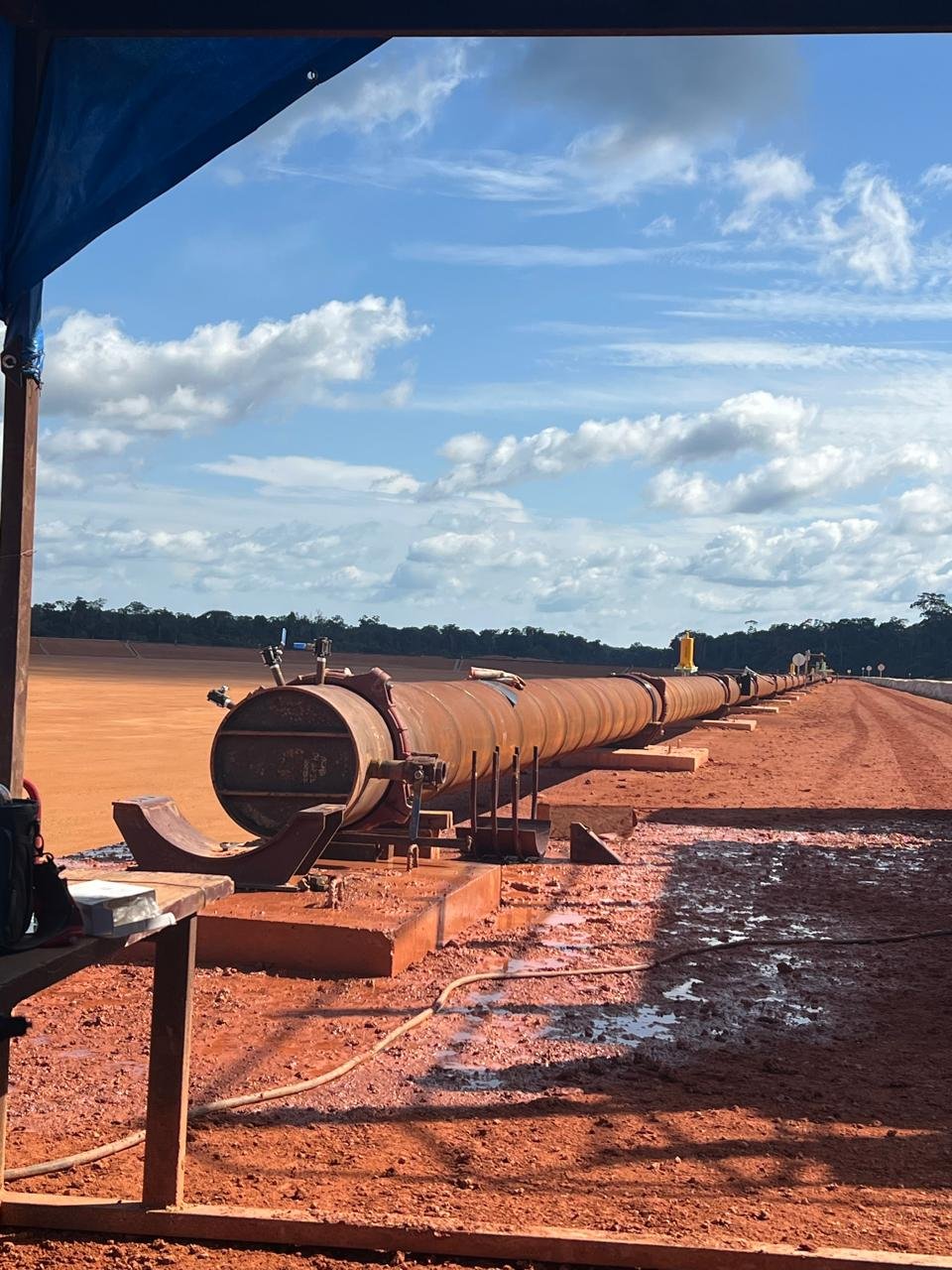 Registro de campo de tubulação preparada para teste hidrostático